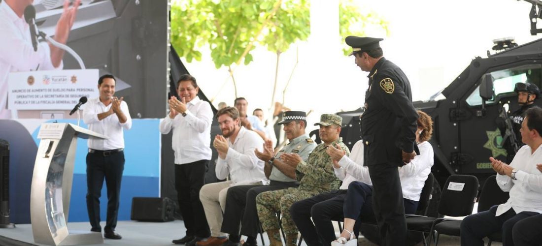 BIEN ARROPADOS LOS HÉROES SIN CAPA