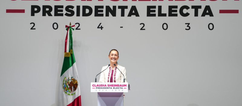 SIGAMOS HACIENDO DE MÉXICO UNA GRÁN NACIÓN