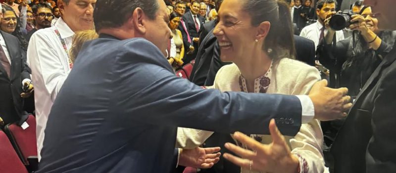 EN UN AMBIENTE DE FIESTA DEMOCRÁTICA