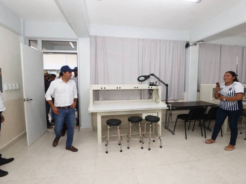 ENTREGAMOS UN ESTADO QUE AVANZA A PASO FIRME: MVD