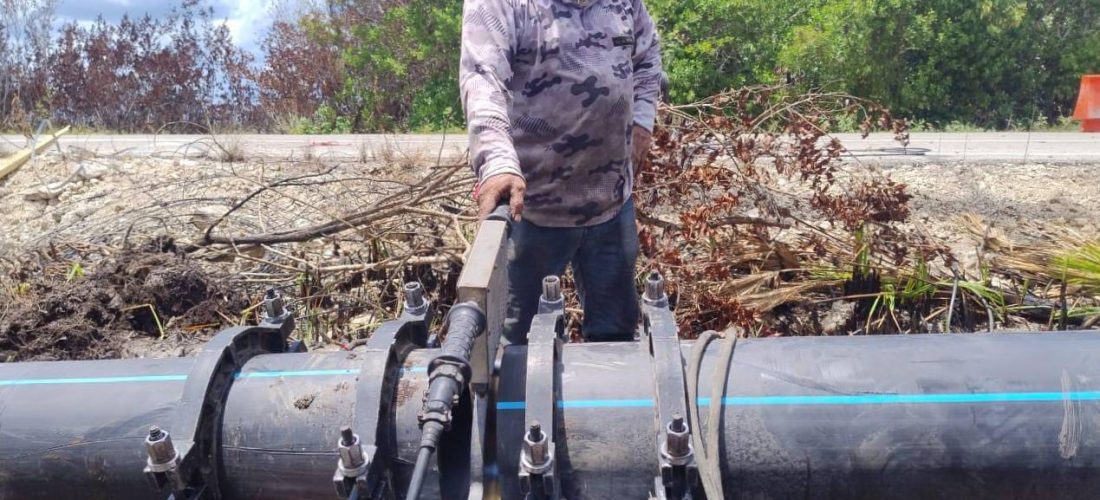 A BUEN PASO LA REPARACIÓN DE LA TUBERÍA DAÑADA