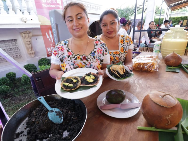 FESTEJOS PATRIOS BENEFICIARÁN A RESTAURANTEROS