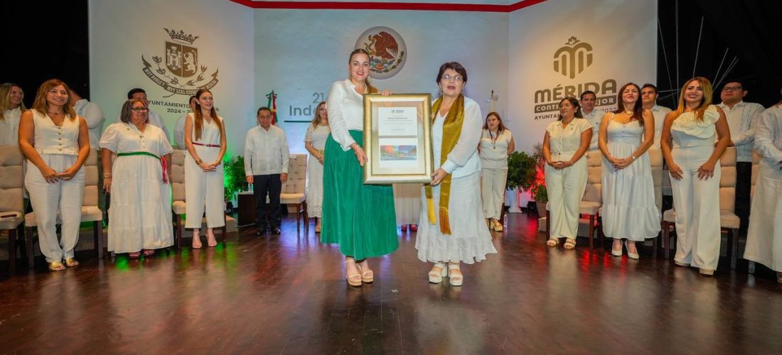 SESIÓN SOLEMNE EN EL CABILDO MERIDANO