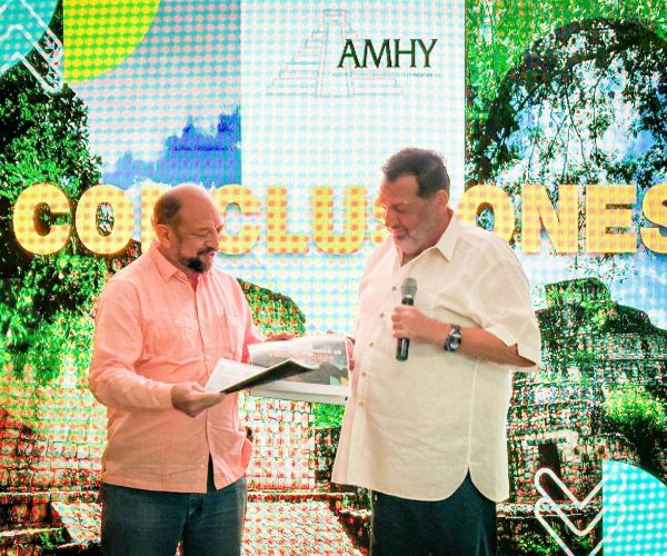 AMHY ENTREGA A SEFOTUR PROPUESTAS TURÍSTICAS