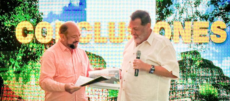 AMHY ENTREGA A SEFOTUR PROPUESTAS TURÍSTICAS