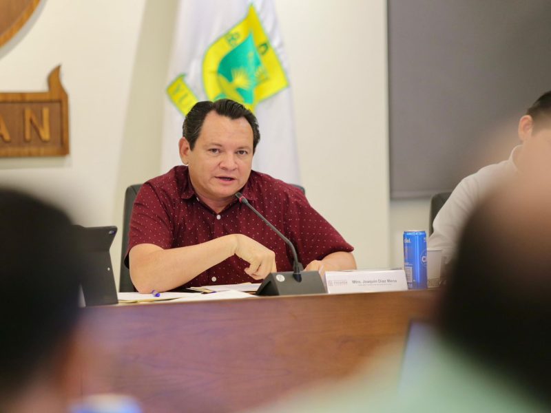 JOAQUÍN DÍAZ MENA PIDE REDOBLAR ESFUERZOS