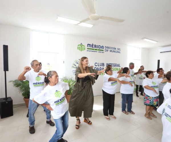 INAUGURA LA ALCALDESA PRIMER CLUB INTEGRAL