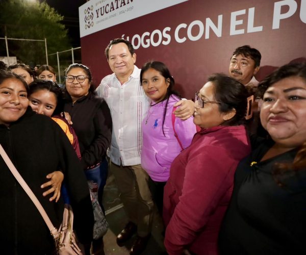 DIÁLOGOS CON EL PUEBLO EN EL SUR DE MÉRIDA