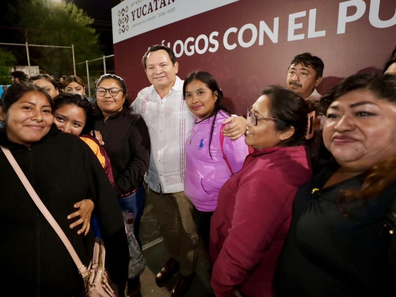 DIÁLOGOS CON EL PUEBLO EN EL SUR DE MÉRIDA