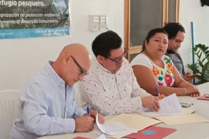 HASTA RESOLVER EL CASO DE MAYALAND