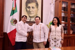 PARA MEJORAR LAS CONDICIONES DE VIDA DE PESCADORES YUCATECOS