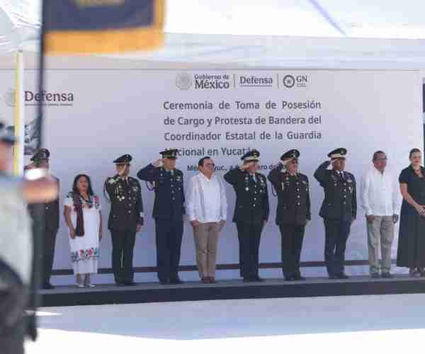 PROTESTA DE BANDERA DEL NUEVO COMISARIO DE GN