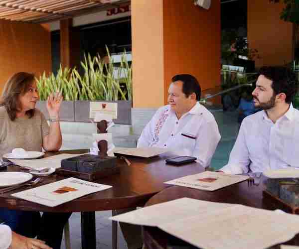 RENACIMIENTO MAYA INCLUYE DIVERSAS OBRAS DE DESARROLLO: JDM