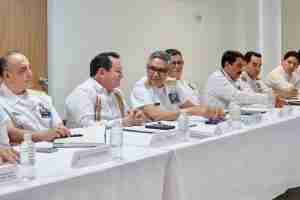 CON LA EXPERIENCIA DE TODOS