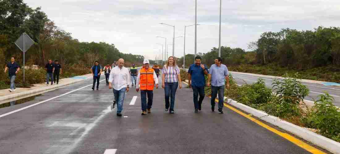 PARA FACIITAR LA ENTRADA Y SALIDA HACIA EL PERIFÉRICO