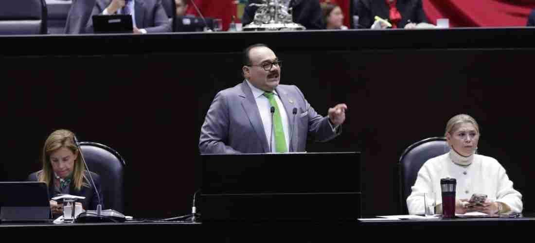 NO SE TRATA DE COLORES HAY QUE JALAR EN LA MISMA DIRECCIÓN