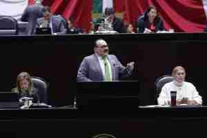 NO SE TRATA DE COLORES HAY QUE JALAR EN LA MISMA DIRECCIÓN