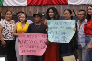 EL AGUA NO ES UN LUJO ES UN DERECHO HUMANO: MC