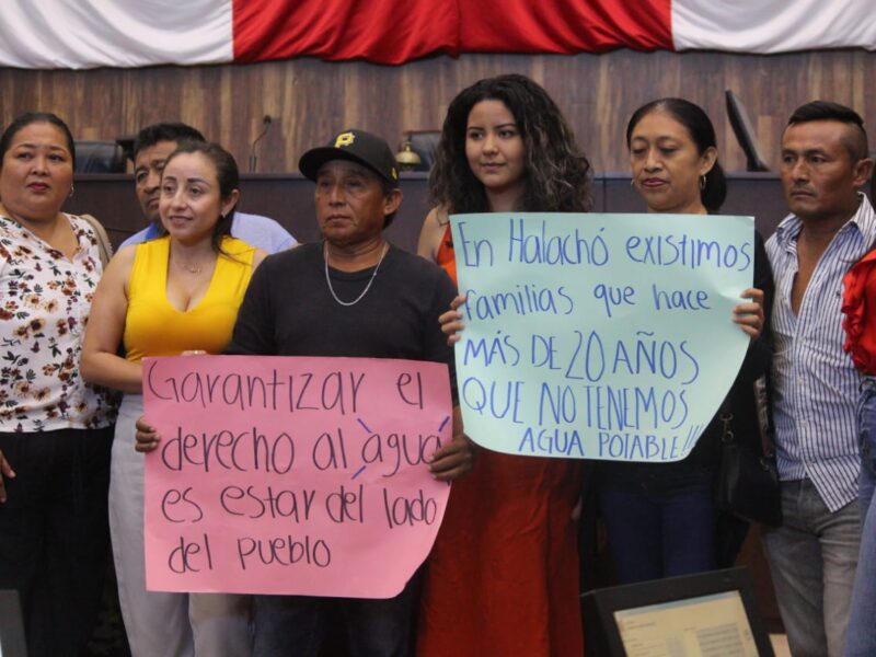 EL AGUA NO ES UN LUJO ES UN DERECHO HUMANO: MC