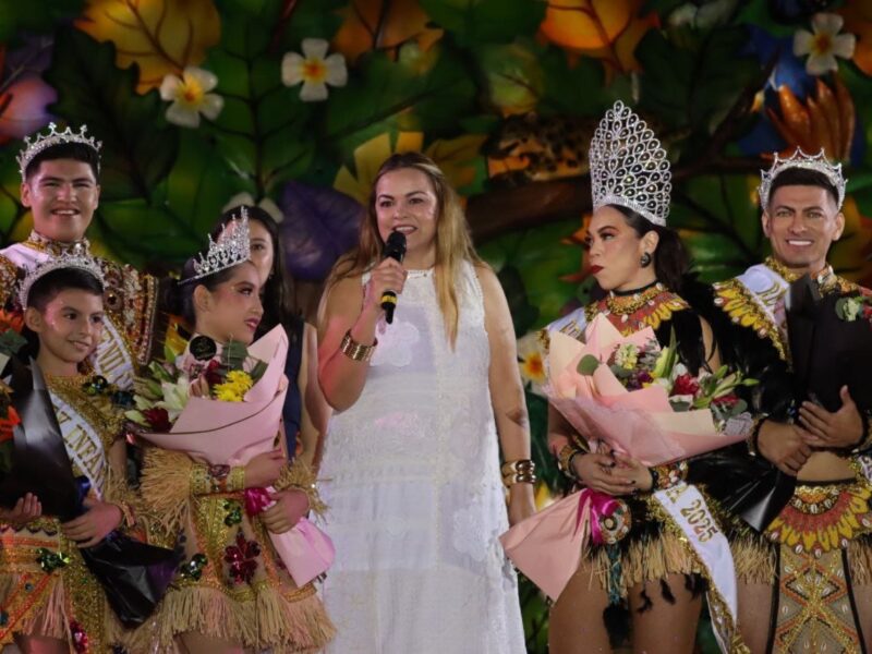 CECI CORONA A LOS REYES DELCARNAVAL 2025