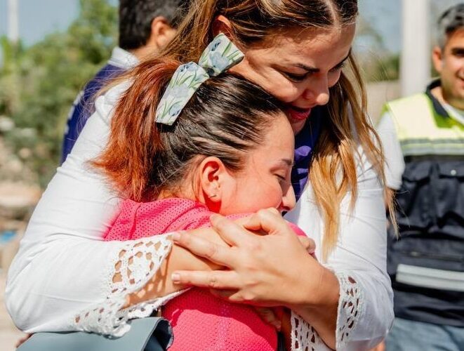 LA NUEVA FORMA DE GOBERNAR ES DE LA MANO CON LAS MUJERES