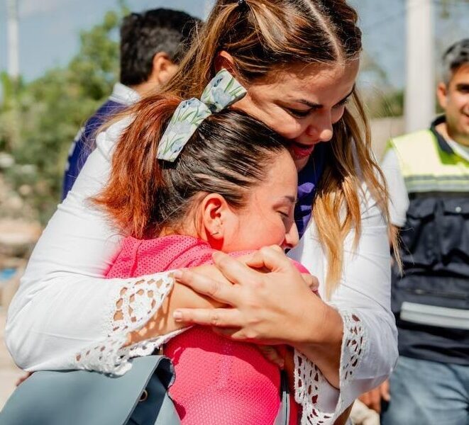 LA NUEVA FORMA DE GOBERNAR ES DE LA MANO CON LAS MUJERES