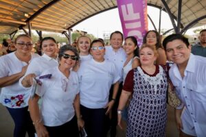 PARA QUE TODAS LAS FAMILIAS YUCATECAS SEAN FELICES