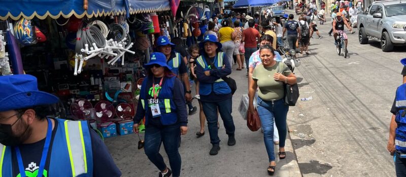 BANQUETAS LIBRES PARA TRANSEÚNTES