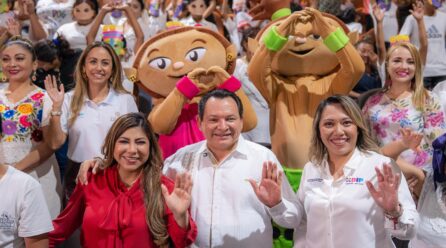 DE LA MANO YAKU,KANÁN Y EL DIF YUCATÁN POR LA INFANCIA