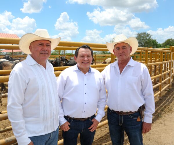 MECANIZACIÓN, RIEGO E INSEMINACIÓN PARA IMPULSAR EL CAMPO