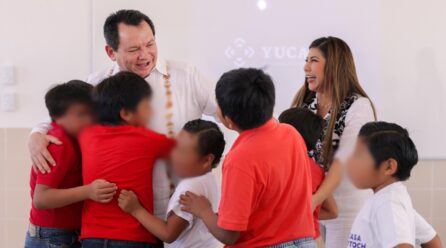 HUACHO ENTREGA AULAS Y ESPACIOS DIGNOS EN CASA OTOCH