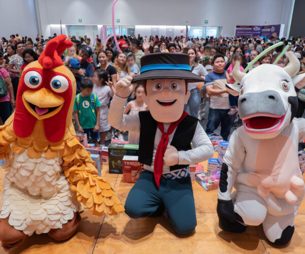 NIÑAS Y NIÑOS YUCATECOS ARROPADOS POR EL DIF YUCATÁN