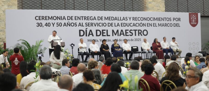 EL MAGISTERIO ES EL CAMBIO PROFUNDO EN YUCATÁN: JDM