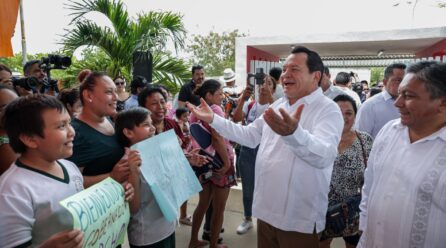ESTUDIANTES DE KANASÍN ESTRENAN ESCUELA