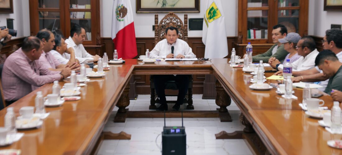 HUACHO APUESTA AL DÍALOGO CON LOS MAESTROS