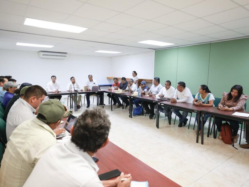 CELEBRAN ACUERDO CON MAESTROS