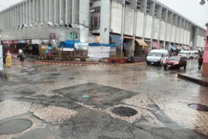 PARA PREVENIR ENCHARCAMIENTOS EN EL CENTRO DE LA CIUDAD