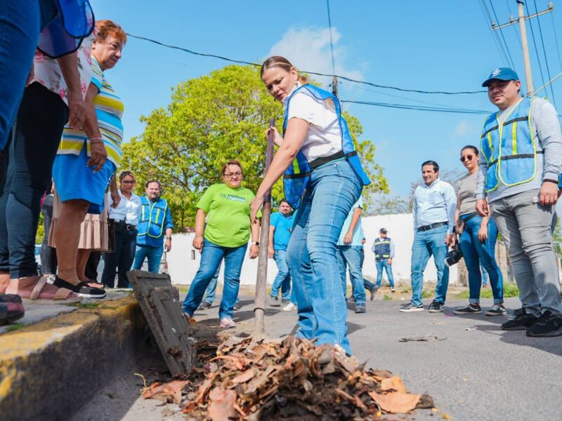 SE ATIENDE CALLE POR CALLE PARA EVITAR INUNDACIONES: CPL