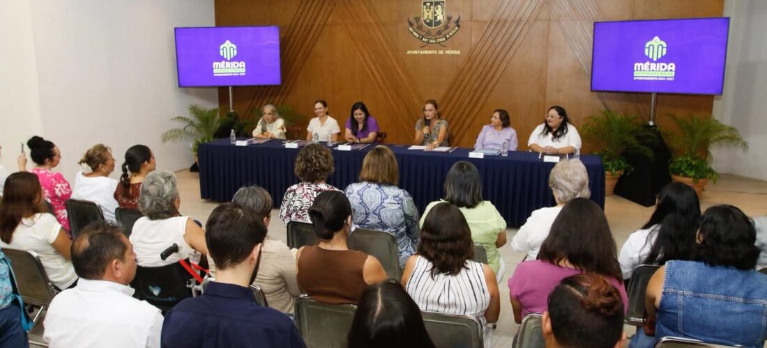 CECI PATRÓN PRESENTA EL DIPLOMADO “RAQUEL DZIB CICERO”