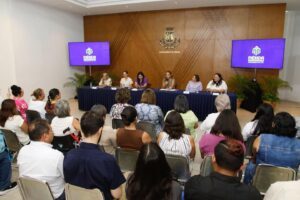 CECI PATRÓN PRESENTA EL DIPLOMADO “RAQUEL DZIB CICERO”