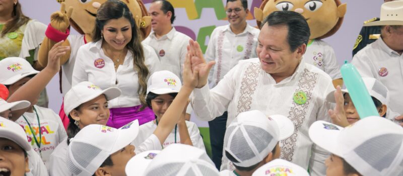 HUACHO INAUGURA EL BÁAXAL PAAL RENACIMIENTO