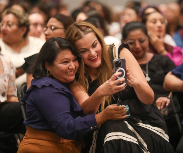 “VOCES POR LA IGUALDAD Y CONTRA LAS VIOLENCIAS”