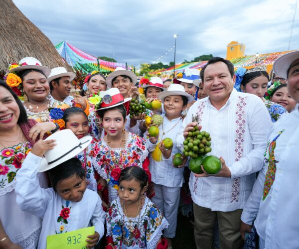 HUACHO DESTACA LA FUERZA DE LAS JUVENTUDES DE YUCATÁN