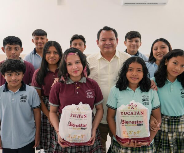 RENACIMIENTO EDUCATIVO FORTALECE 17 ESCUELAS