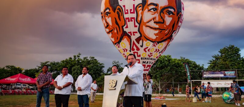 GLOBOS DE PAPEL EN EL FESTIVAL CULTURAL