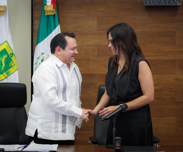 QUE NINGÚN SERVIDOR PÚBLICO GANE MÁS QUE EL GOBERNADOR: JDM