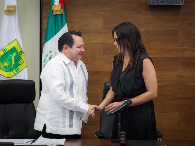 QUE NINGÚN SERVIDOR PÚBLICO GANE MÁS QUE EL GOBERNADOR: JDM