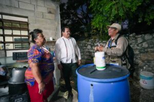 DESPUES DE 13 AÑOS RENUEVAN UNIDADES DE FUMIGACIÓN