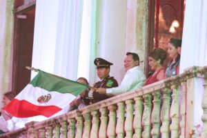 ¡GOBERNADOR DA SU PRIMER GRITO!