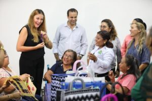 CECI PATRÓN INAUGURA NUEVO CENTRO APRENDE